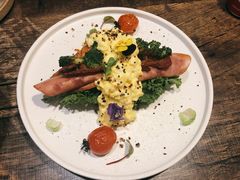 -HIGH FIVE哈福手工汉堡(桂林路店)