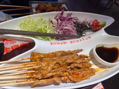 -威记烧嘢·南宁烧烤·超级生牛(绿地店)