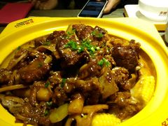 -多嘴肉蟹煲(万达店)