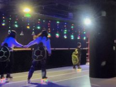 -VS SPORTS PARK运动玩乐园·团建·生日会(合生汇店)