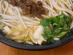 -鑫花溪牛肉米粉(凤凰街创始总店)
