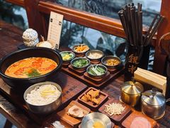 -银米·云南传统过桥米线(双廊黑金冠店)