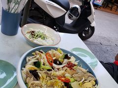 新疆椒麻鸡-董小西的凉皮和椒麻鸡(三元桥店)