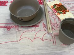 -肥肥虾庄·金牌油焖大虾(汉街SKP店)