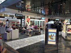-王权免税店(普吉机场店)