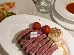 -MONICH牛排融合餐厅(和义大道购物中心店)