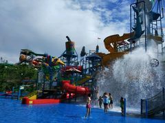 -泸州欢乐派海滩公园