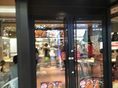 门面-肯德基(大港大润发店)