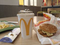 -麦当劳(静安寺店)