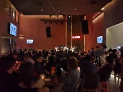 -TZ House音乐现场(来福士中心店)