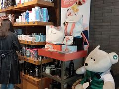 零售区-星巴克臻选(济南万达店)