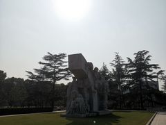 -上海市龙华烈士陵园