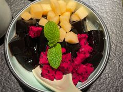 玉瓜龟苓膏-蝴蝶里·粤菜·点心(滨江龙湖店)