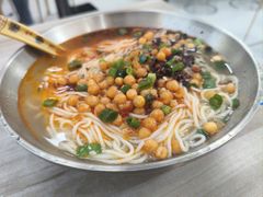 -扯面娘子重庆鲜鸡汤铺盖面