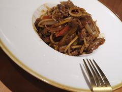 -POKEE VIA&Brunch·维娅(重庆来福士店)