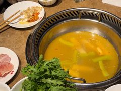 -七欣天香辣蟹火锅(上海银亿滨江店)