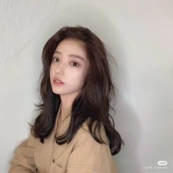 -时尚殿堂明星门店