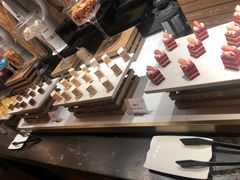 -岷山饭店-芝芝自助餐厅