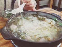 -贵州沾水米线(学田湾店)