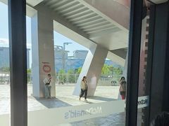 -麦当劳(国家体育场南路店)