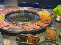 -哈哈碳都·牛肋条无限自助烤肉(台江万达店)