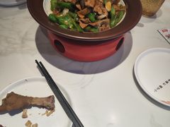 -渝是乎川渝小炒(新世界百货望京店)