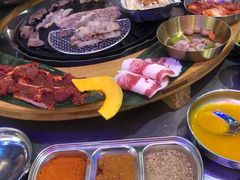 -玄希浪漫厨房·韩料烤肉(湖滨银泰in77店)