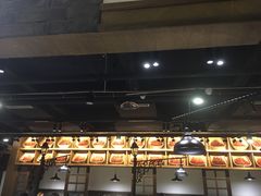 大堂-红九格老火锅(三峡广场店)