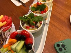 蘸酱拼盘-ELI FALAFEL Lebanese&Mediterranean黎巴嫩美食(富城路店)