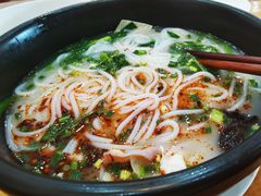-桥香园过桥米线(国贸店)
