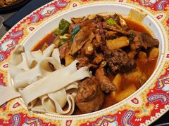 沙湾大盘走地鸡(配皮带面)-塔哈尔·新疆盛宴(奉贤龙湖店)