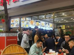 门面-方中山胡辣汤(成都首店)