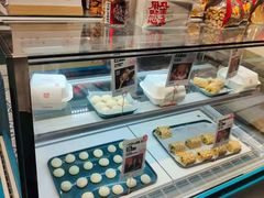 面包甜点陈列柜-虎头局·渣打饼行(五一新干线店)