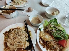 -湖北文旅洪宾红莲湖酒店
