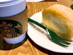 -星巴克臻选(莘庄仲盛店)