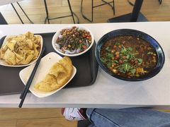 -舌尖尖传统小吃(万达店)