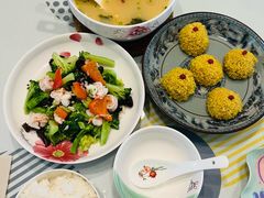 -葱妈母婴医护月嫂中心(浦东店)