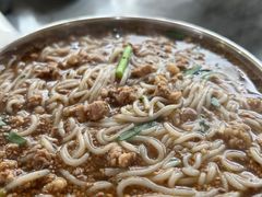 -正宗杨记普洱酸醋米线(总店)
