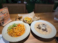 -Dragon Pizza•圆脸龙披萨·牛排餐厅