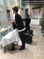 -PE SALON 