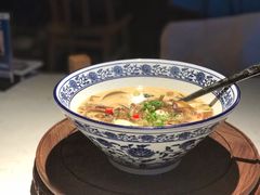 -坛宗剁椒鱼头(河西王府井店)