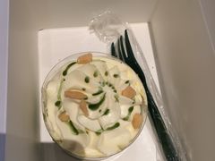 -星巴克臻选(莘庄仲盛店)