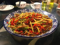 火爆鼻筋-拈一筷子·宜宾江湖菜(总店)