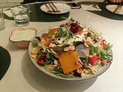-ins森林童话餐厅coffee&bistro