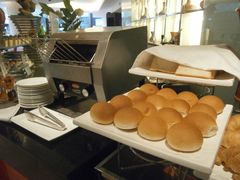 -亮马河饭店翠雅咖啡厅