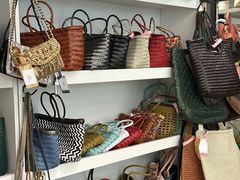 -JuneShop小众设计师品牌集合店