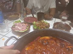 -扎起市井老火锅(乐山总店)