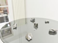 -胶囊画廊