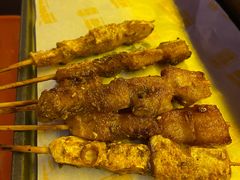 -威记烧嘢·南宁烧烤·超级生牛(绿地店)