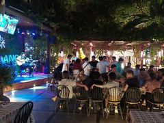 -拾光音乐餐酒吧(告庄星光夜市店)